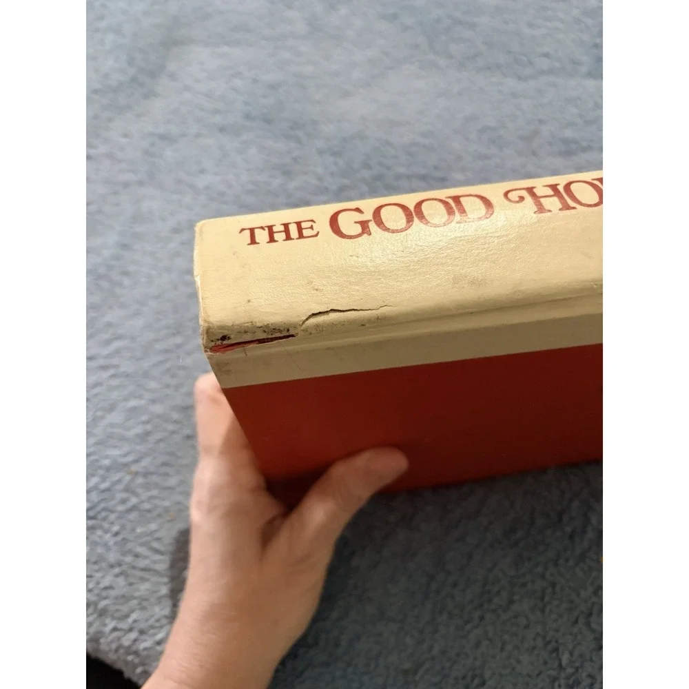 VINTAGE THE GOOD HOUSEKEEPING COOKBOOK EDITED BY ZOE‎ COULSON 1970's